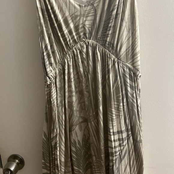 Armani Exchange NWOT 🎀host pick🎀 maxi dress Gray Green White - Picture 2 of 3